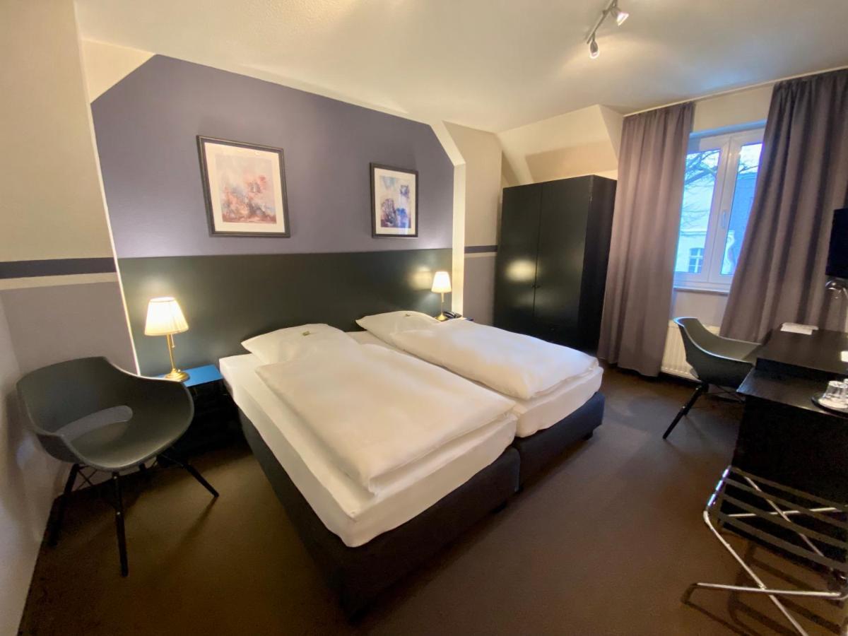 Hotel Kaiserswerth Дюссельдорф Экстерьер фото